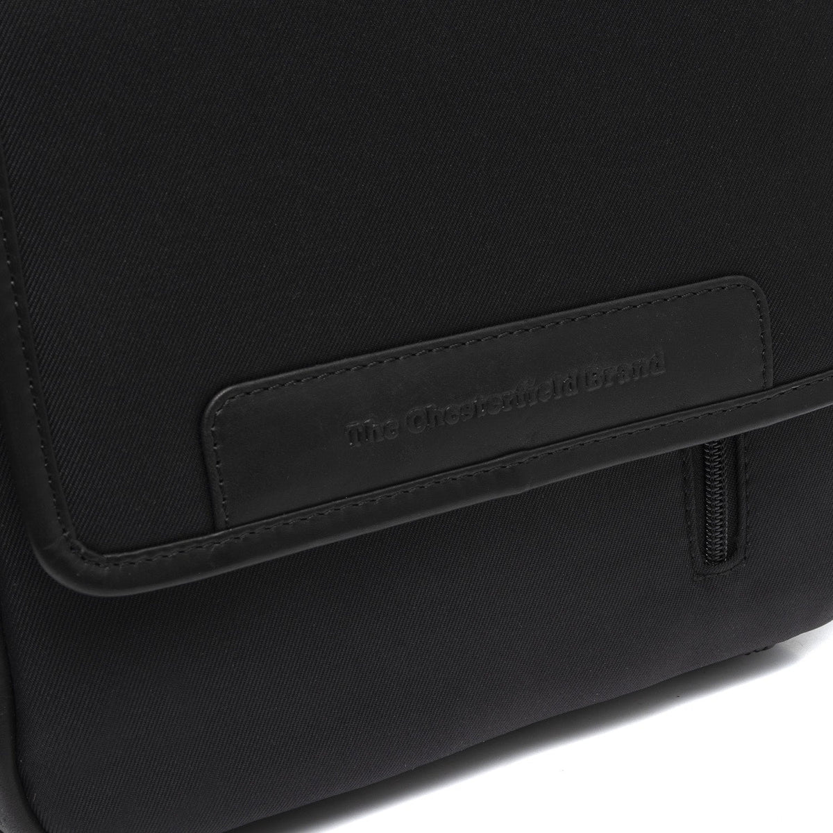 
내부 라이닝 뷰 Showing Dedicated Padded Laptop Sleeve & Multi-Compartment Organization