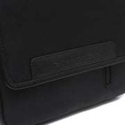 
내부 라이닝 뷰 Showing Dedicated Padded Laptop Sleeve & Multi-Compartment Organization
