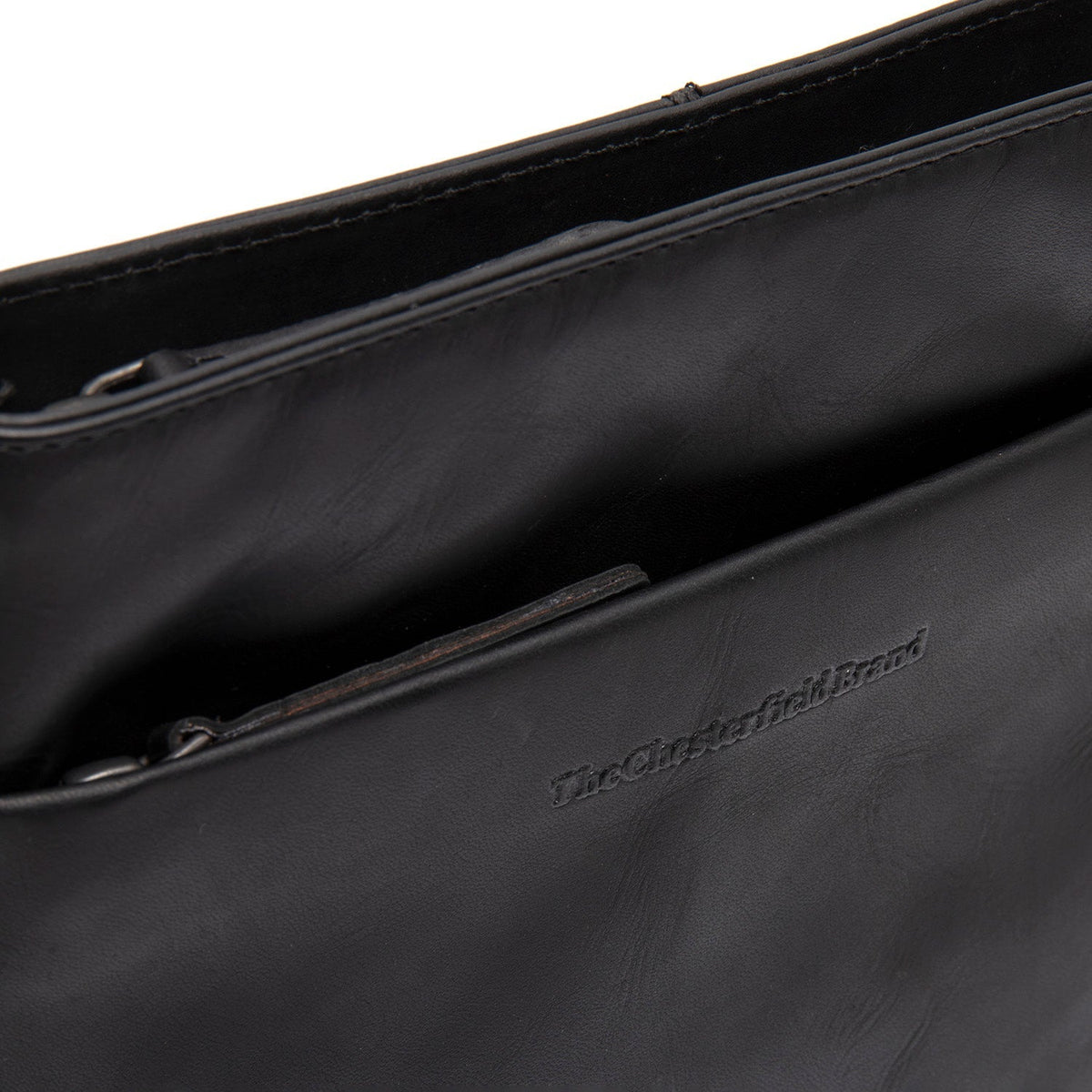 
Classic 100% Full-Grain leather Bag - 보강된 가죽 스트랩과 정교한 스티칭이 돋보이는 후면 뷰