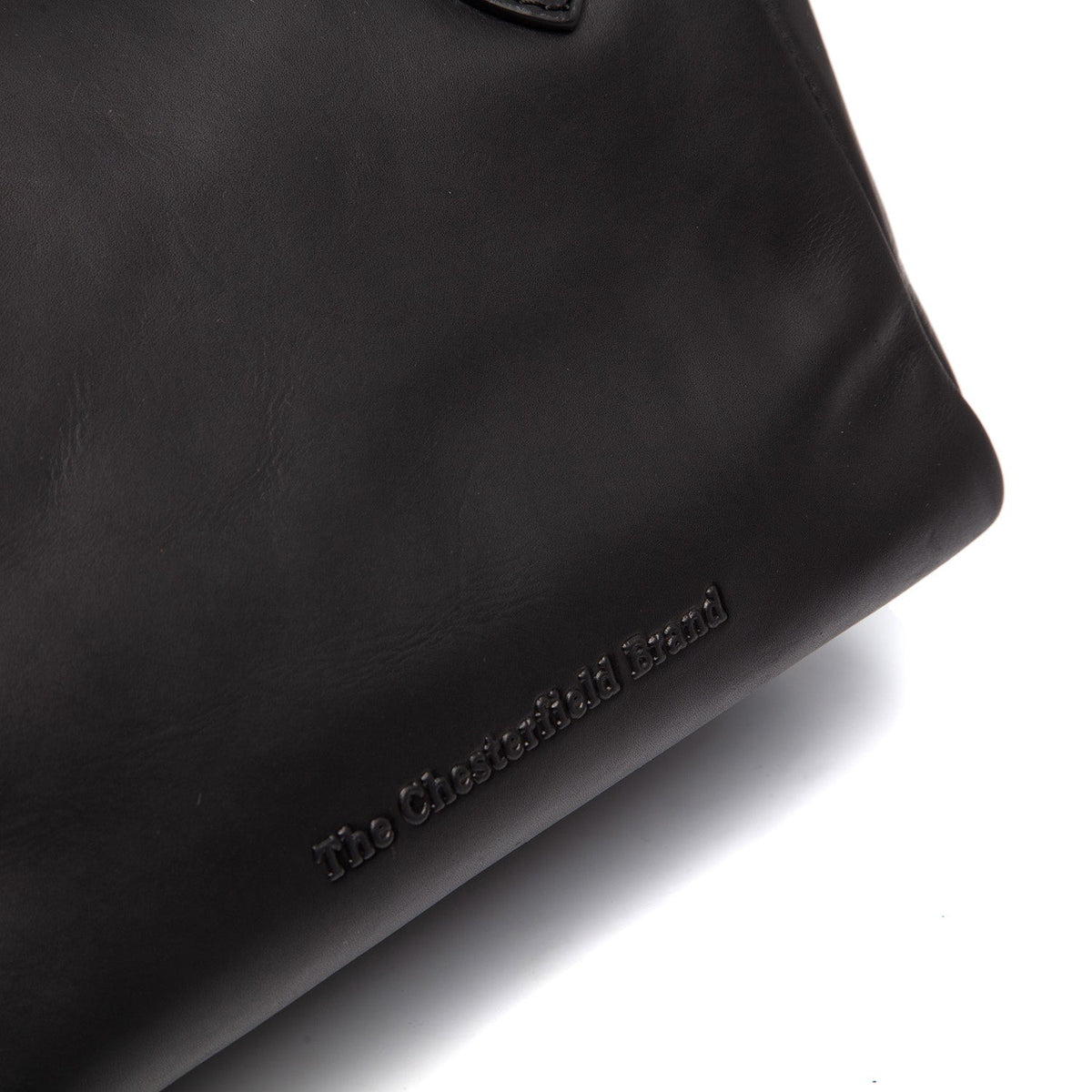 Chili Full-Grain Leather Handbag 여성용 - Lateral Side Profile View Showing Sleeve Cut &amp; Athletic Taper Fit