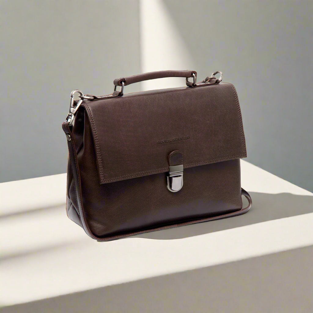 Styled Fit Perspective of Renata Full-Grain Leather Handbag 여성용 on Model - Natural Daylight Drape