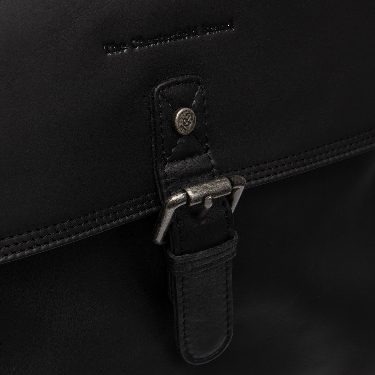
내부 라이닝 뷰 Showing Dedicated Padded Laptop Sleeve & Multi-Compartment Organization