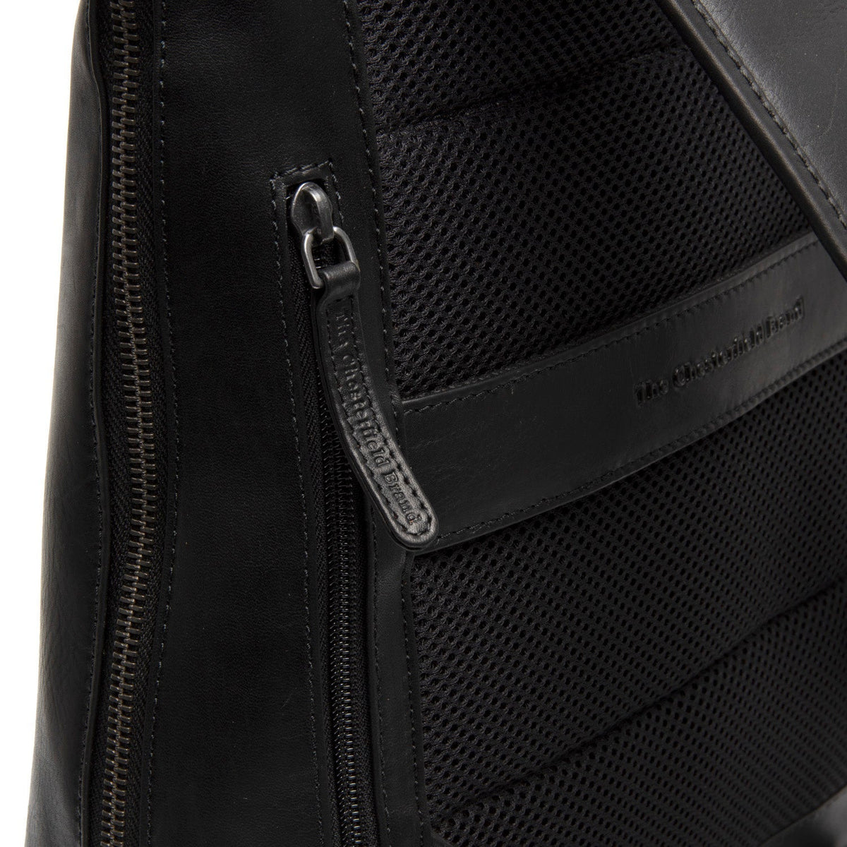 내부 라이닝 뷰 Showing Dedicated Padded Laptop Sleeve & Multi-Compartment Organization