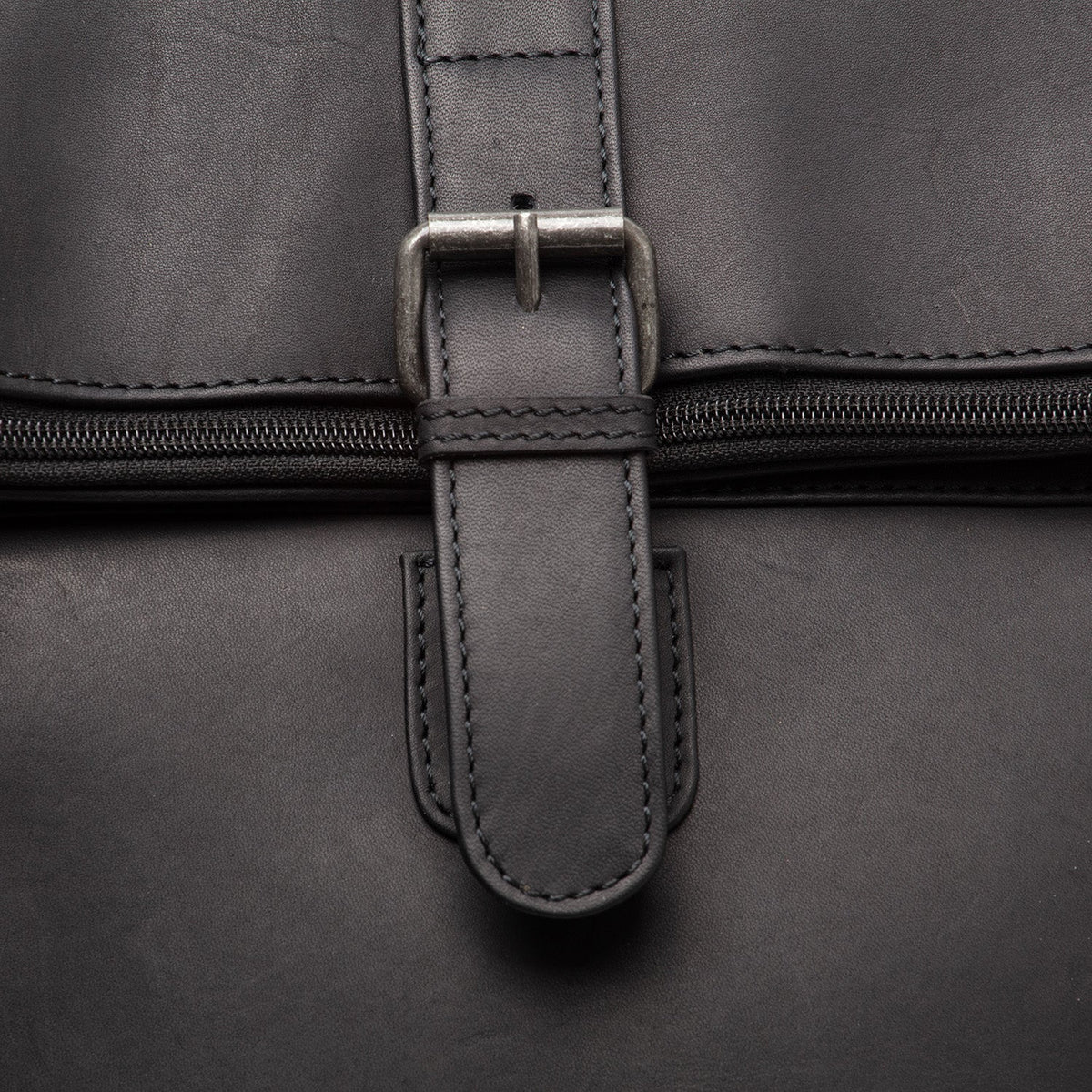 Solid Antique Brass Hardware &amp; Heavy-Duty Dual Zipper Detail on Larsson Full-Grain Leather Laptop Backpack 여성용