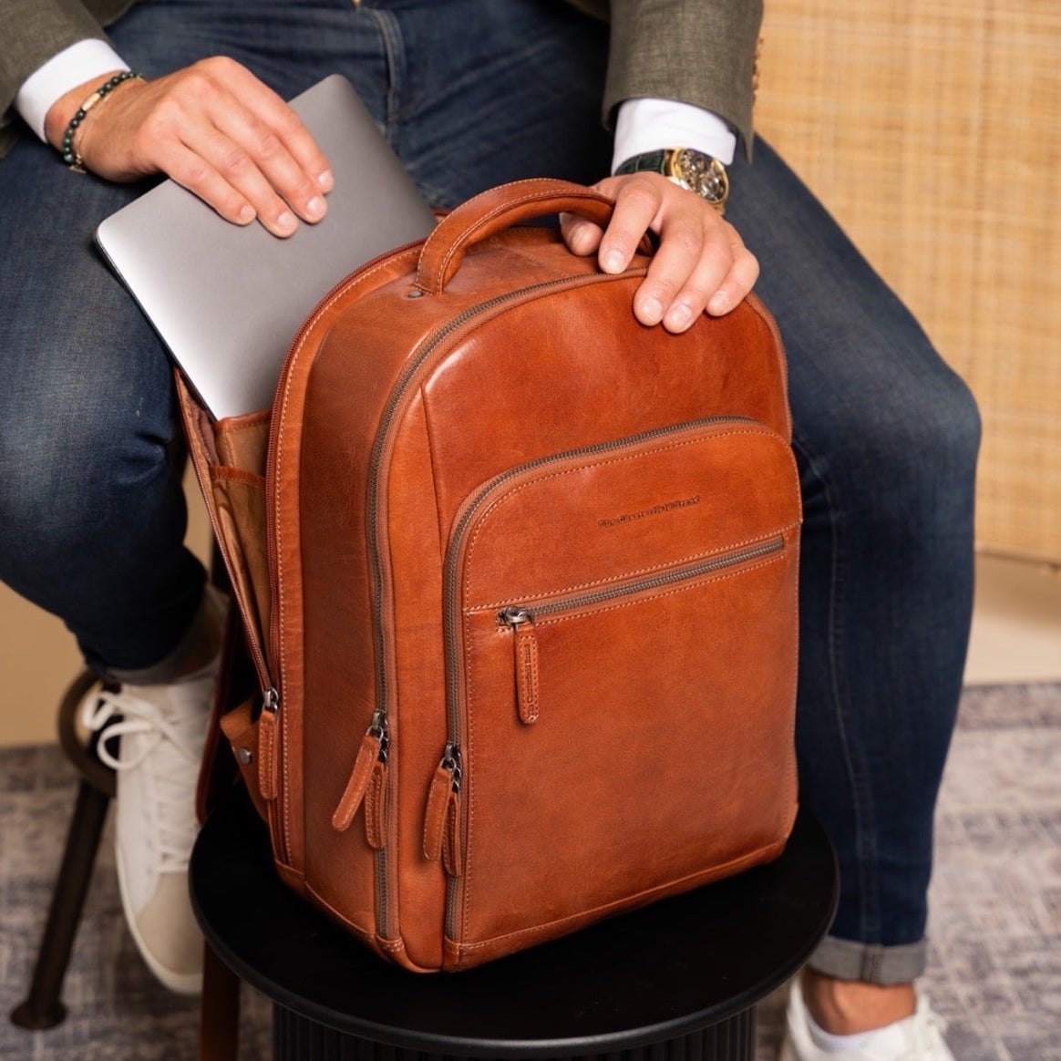 Maggiore Full-Grain Leather Laptop Backpack 남성용 – alternate product view 3