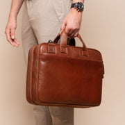 Iseo Full-Grain Leather Laptop Bag 남성용 – alternate product view 3