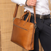 Levanto Full-Grain Leather Laptop Bag 여성용 – alternate product view 2