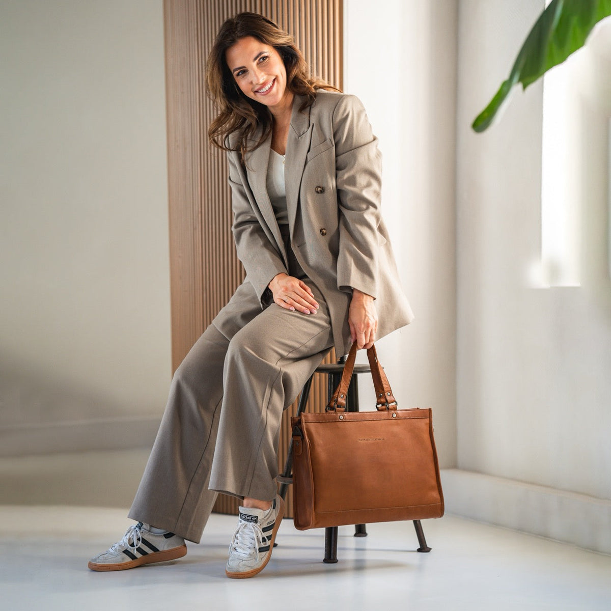 Manly Full-Grain Leather Laptop Bag 여성용 – alternate product view 3