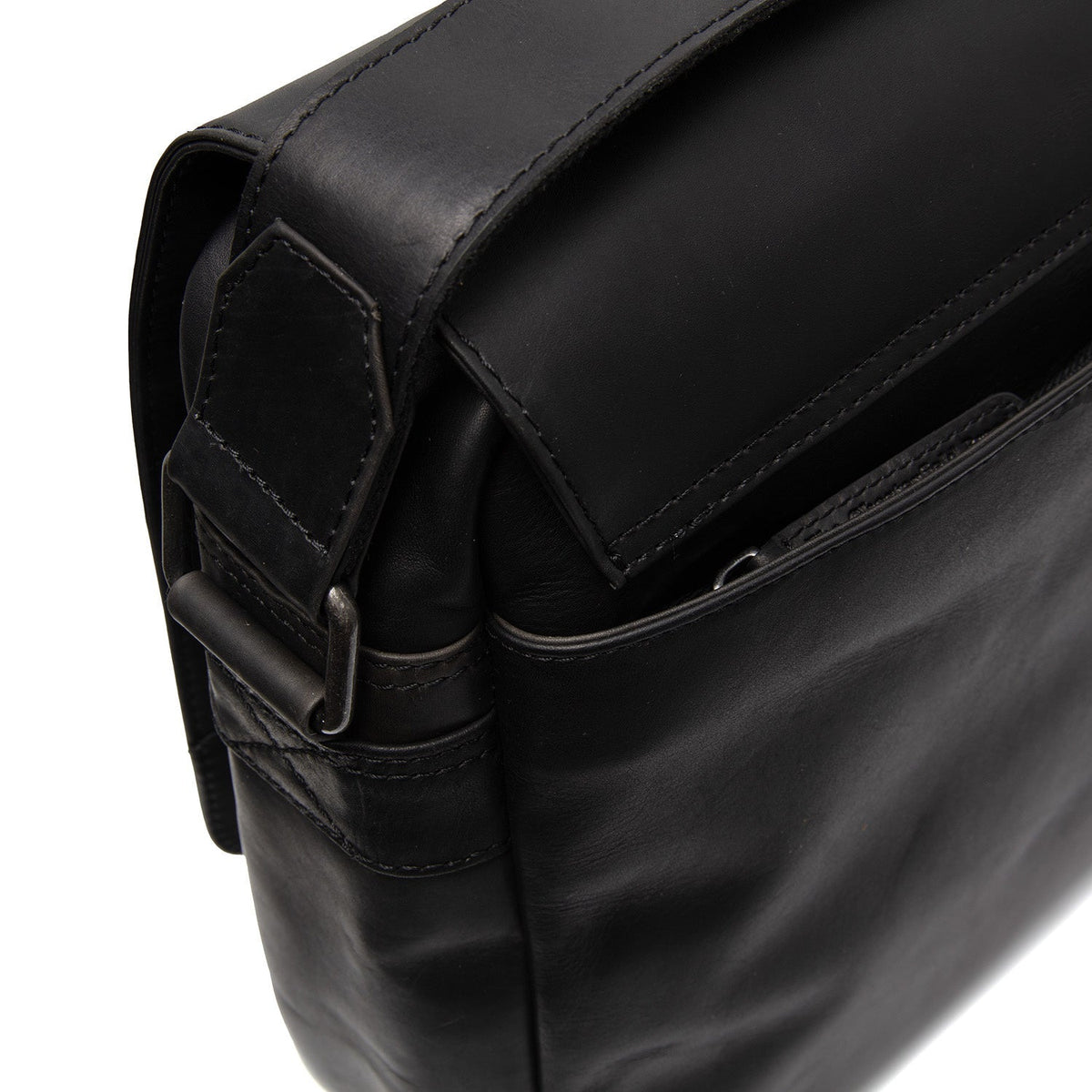 Solid Antique Brass Hardware &amp; Heavy-Duty Dual Zipper Detail on Richard Full-Grain Leather Laptop Bag 남성용