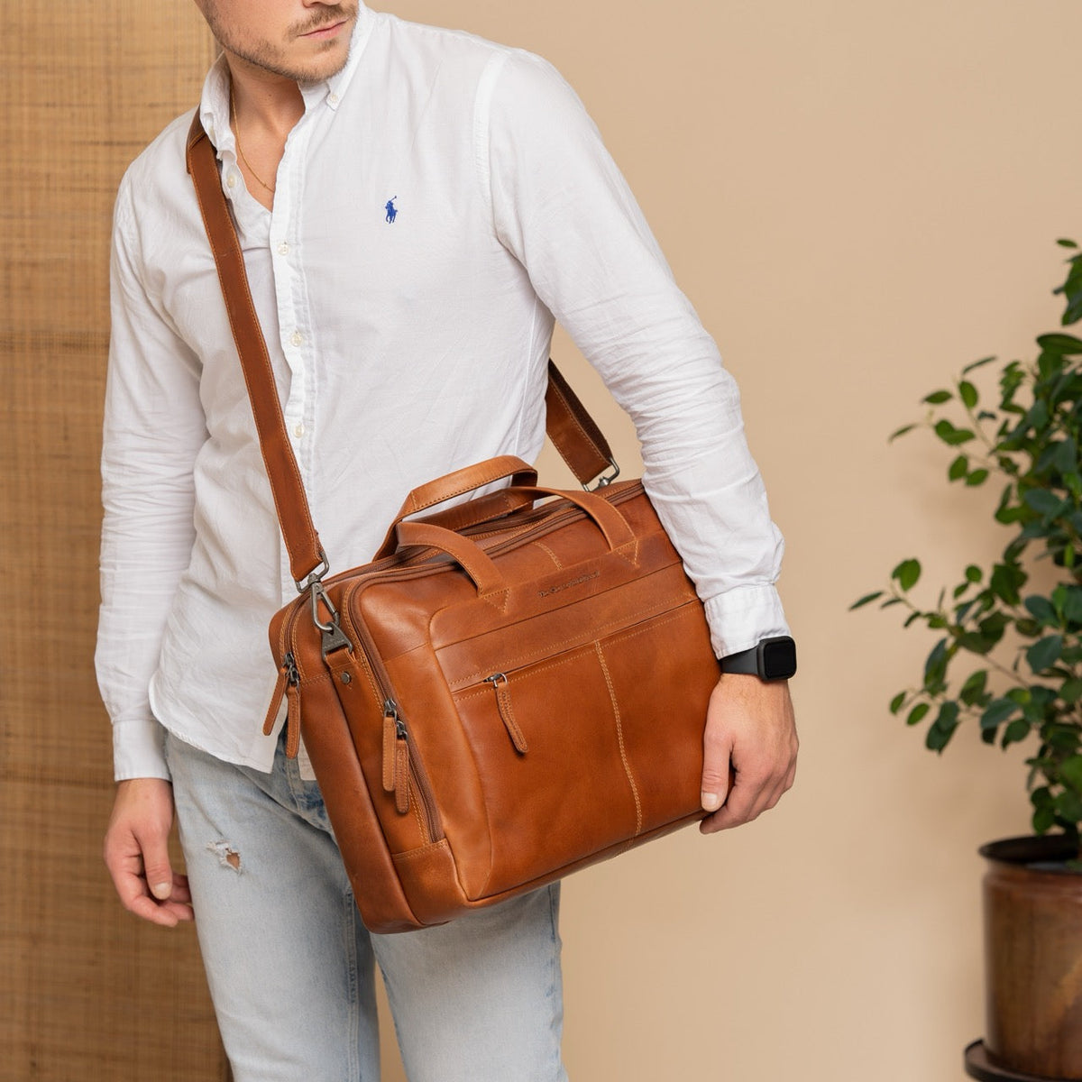 Ryan Full-Grain Leather Laptop Bag 남성용 – alternate product view 3