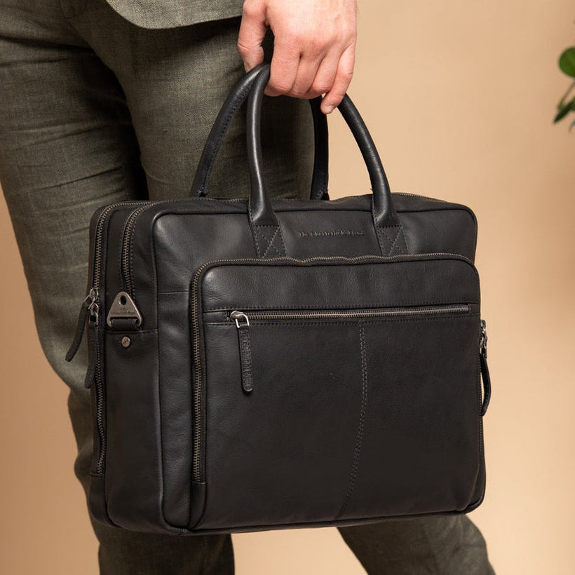 Tacama Full-Grain Leather Laptop Bag 여성용