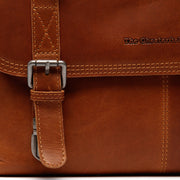 Solid Antique Brass Hardware &amp; Heavy-Duty Dual Zipper Detail on Veneto Full-Grain Leather Laptop Bag 여성용