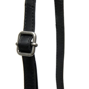 
Tailored Rib Cuffs & Hem Craftsmanship Construction Detail on Langley 풀그레인 천연 가죽 Phone Bag