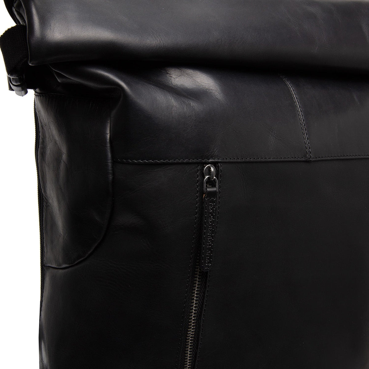 Liverpool Full-Grain Leather Roll-top Backpack 여성용 - Structured Side Profile Showing Gusset Depth &amp; Expansion Capacity