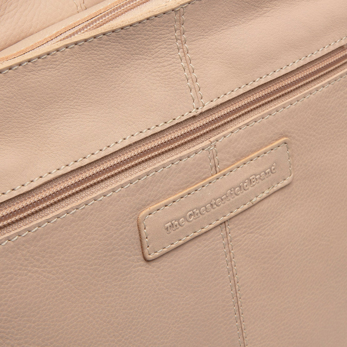 Astero Full-Grain Leather Shoulder Bag 여성용 - Structured Side Profile Showing Gusset Depth &amp; Expansion Capacity