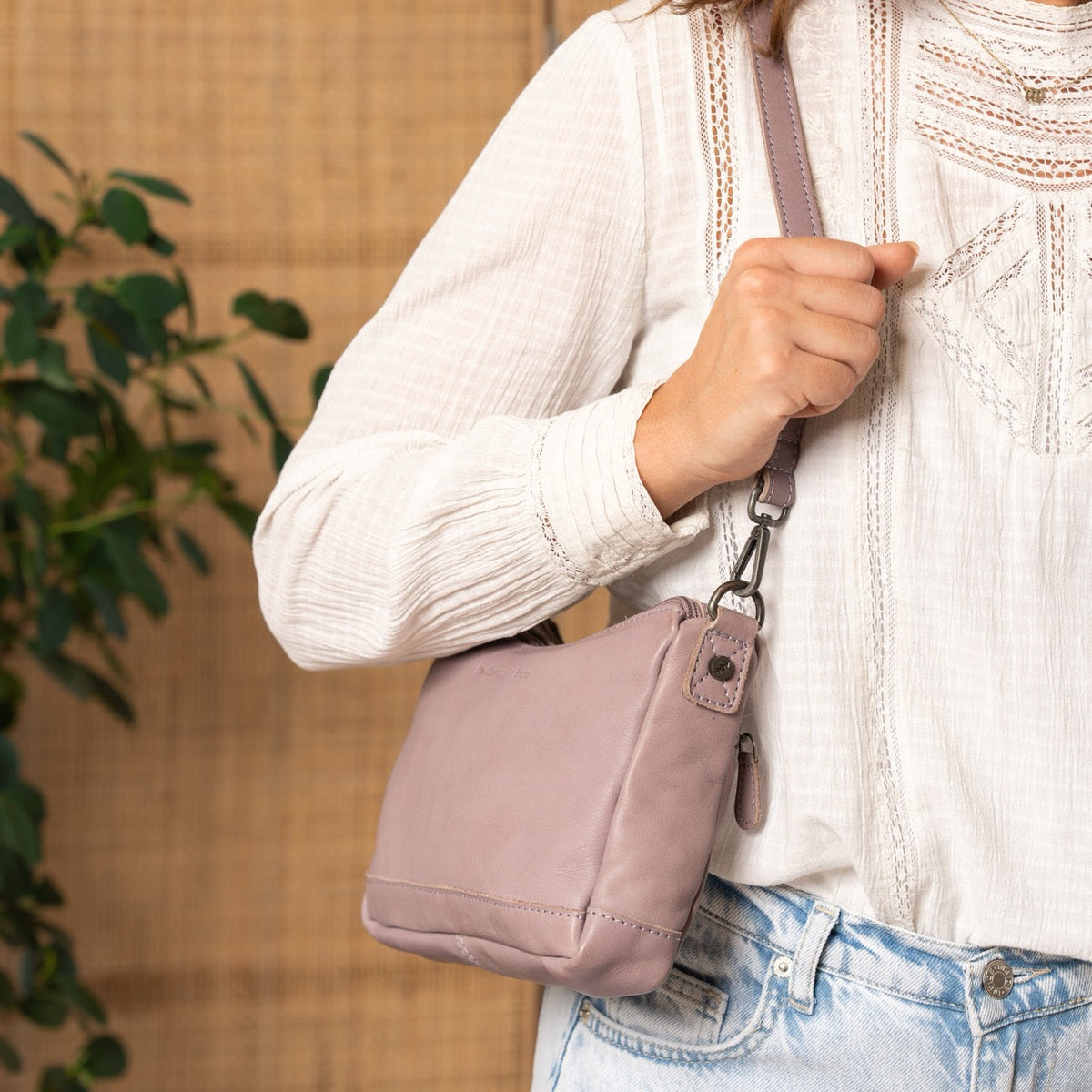 Irving Full-Grain Leather Shoulder Bag 여성용 – alternate product view 3