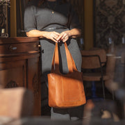 Tofino Full-Grain Leather Shoulder Bag 여성용 – alternate product view 3