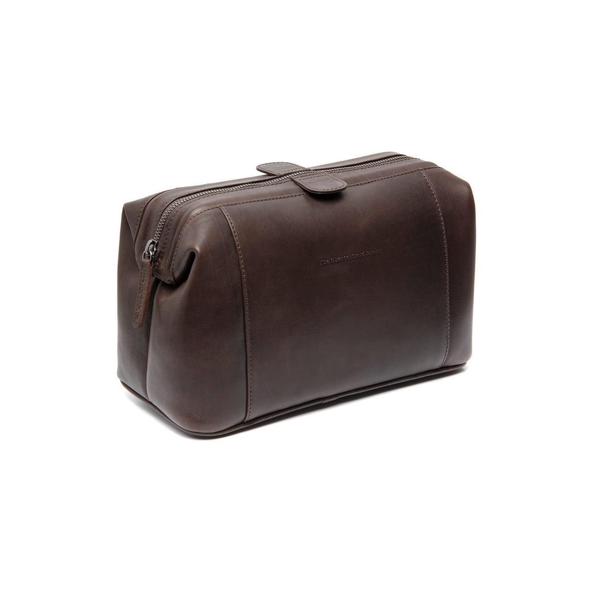 Styled Fit Perspective of Biassa Full-Grain Leather Toiletry Bag 여성용 on Model - Natural Daylight Drape