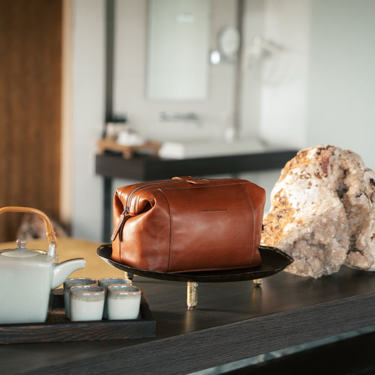 Biassa Full-Grain Leather Toiletry Bag 여성용 – alternate product view 3