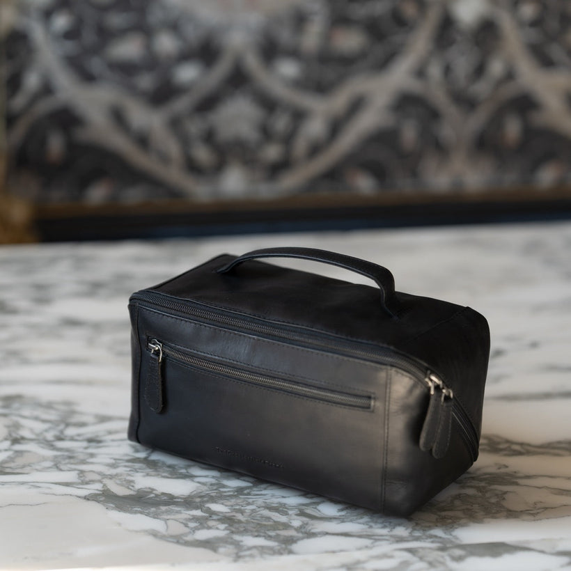 Elmia Full-Grain Leather Toiletry Bag 여성용