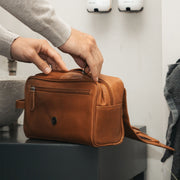 Rosario Full-Grain Leather Toiletry Bag 여성용 – alternate product view 3