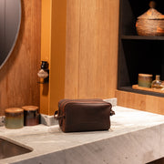 Stacey Full-Grain Leather Toiletry Bag 여성용 – alternate product view 2