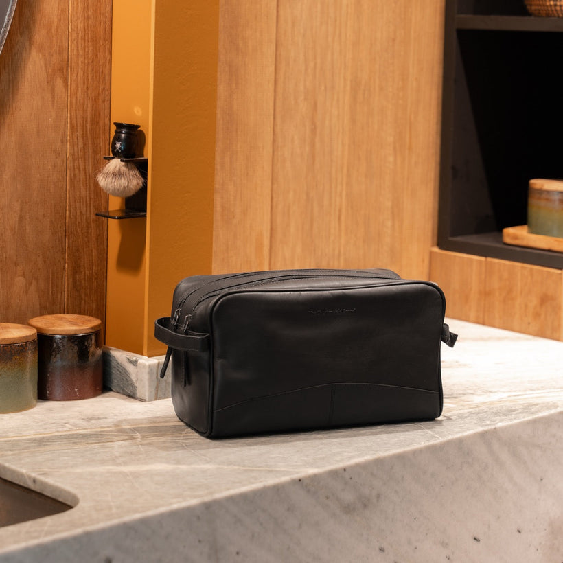 Stefan Full-Grain Leather Toiletry Bag 여성용