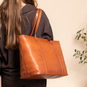 Ferrera Full-Grain Leather Tote Bag 여성용 – alternate product view 2
