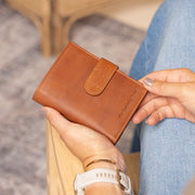 Ruby Full-Grain 가죽 지갑 여성용 – alternate product view 2