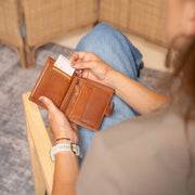 Ruby Full-Grain 가죽 지갑 여성용 – alternate product view 3