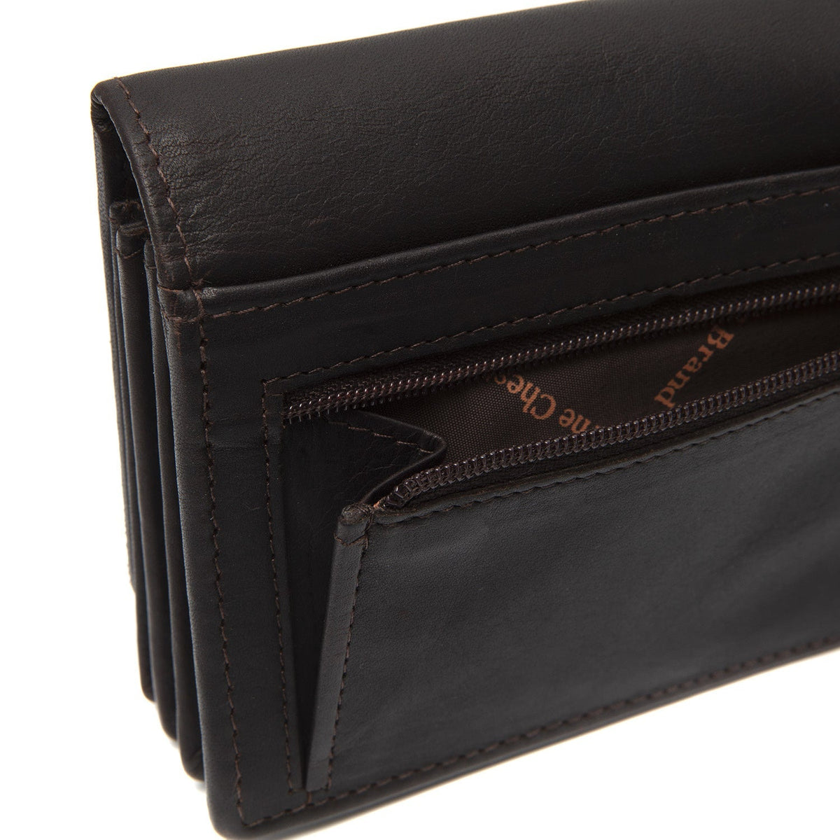 
Solid Antique Brass Hardware & Heavy-Duty Dual Zipper Detail on Salzburg 천연 가죽 지갑