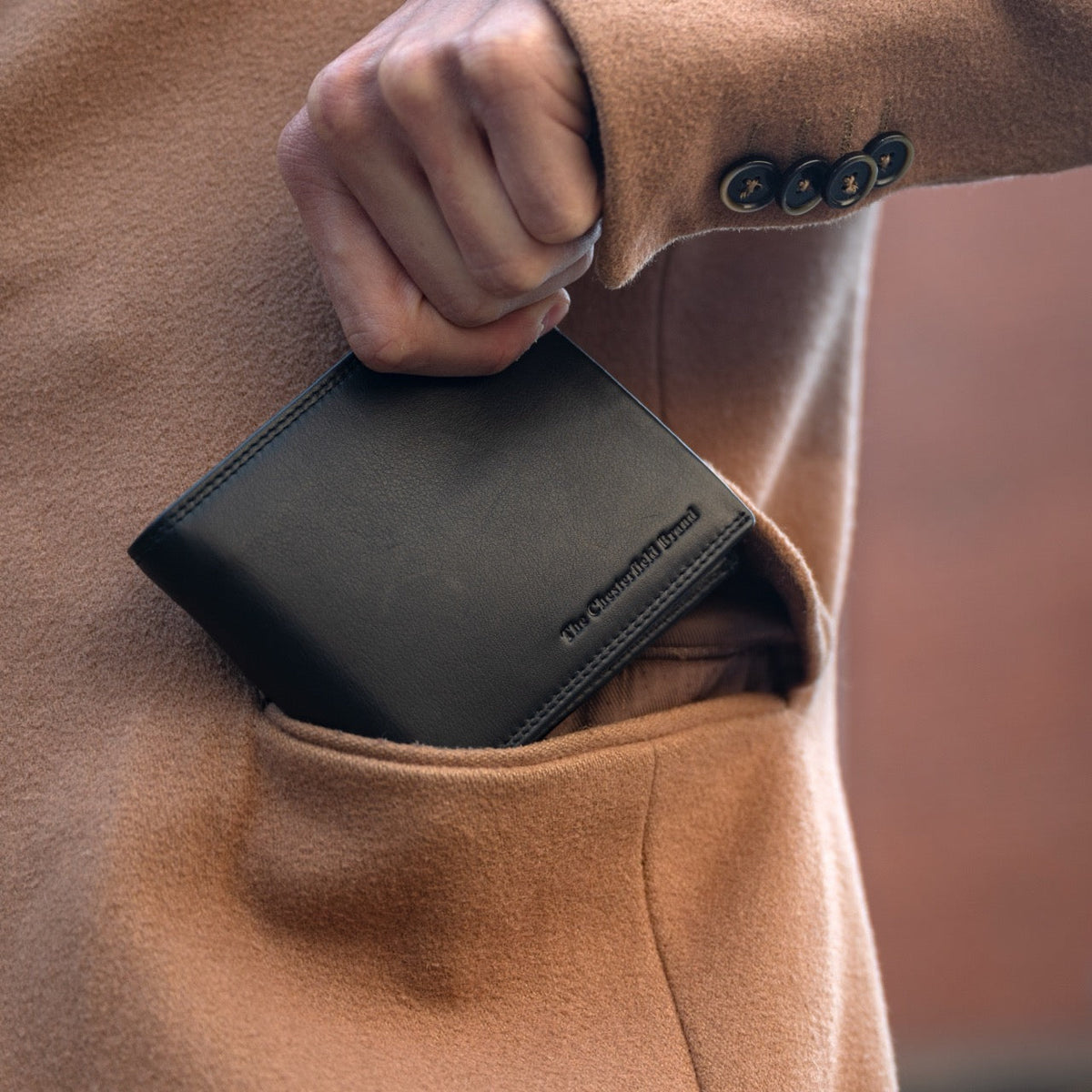 Stephens Full-Grain Leather Wallet 남성용 - Structured Side Profile Showing Gusset Depth &amp; Expansion Capacity