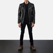 Men's Legacy 블랙 가죽 라이더 자켓 남성용 - Lateral Side Profile View Showing Sleeve Cut &amp; Athletic Taper Fit