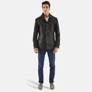 Leo 블랙 가죽 롱 코트 남성용 - Lateral Side Profile View Showing Sleeve Cut &amp; Athletic Taper Fit