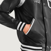 
내부 라이닝 뷰 Showing Quilted Polyester Lining & 내부 수납 포켓 2개