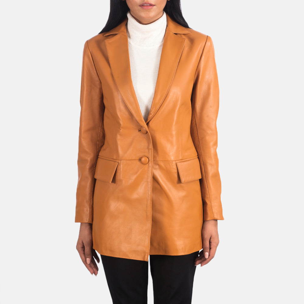
Marilyn Tan Brown Leather Blazer in Tan Brown Sheepskin Leather - 정면 스타일 및 테일러드 실루엣 | 공식 온라인 스토어 구매