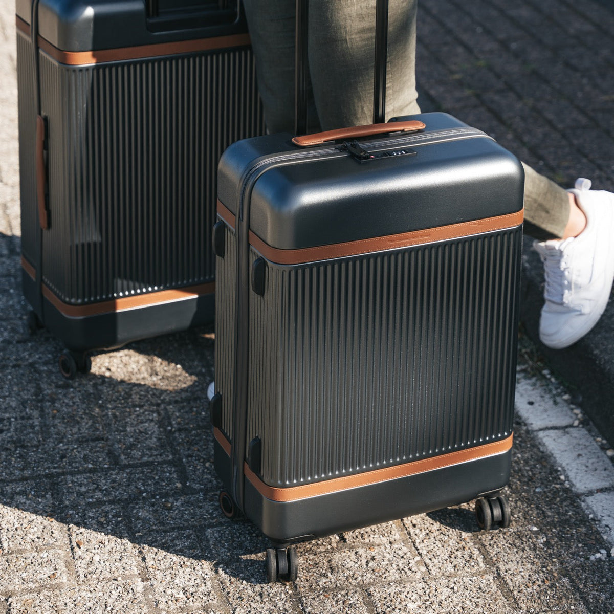Medium Suitcase Zuna 여성용 – alternate product view 3