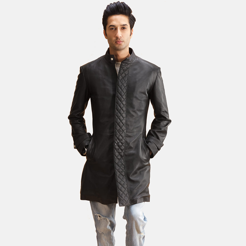 Men's Midlander Quilted 블랙 가죽 롱 코트 남성용 in Black Sheepskin Leather - Front Profile View &amp; Tailored Silhouette | Buy Online