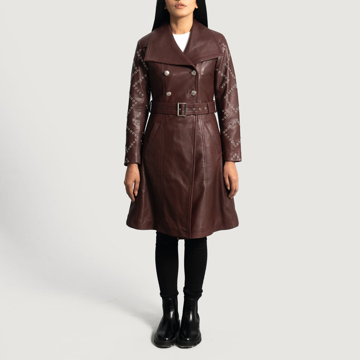
Maroon Sheepskin Leather Trench Coat - 어깨 라인과 깔끔한 밑단이 돋보이는 뒷면 뷰