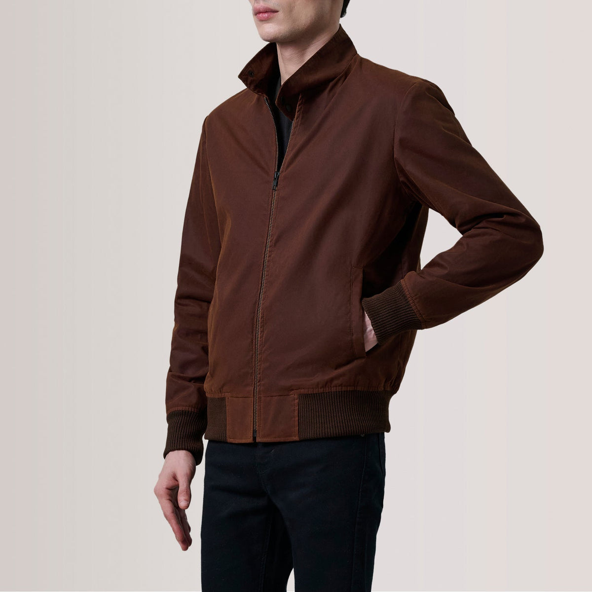 Morrison 브라운 Canvas 가죽 봄버 자켓 남성용 For Men - Lateral Side Profile View Showing Sleeve Cut &amp; Athletic Taper Fit
