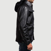 Close-Up Detail of Shirt &amp; Zipper with Button Flap Hardware on Men's Moulder Hooded 블랙 가죽 자켓 남성용