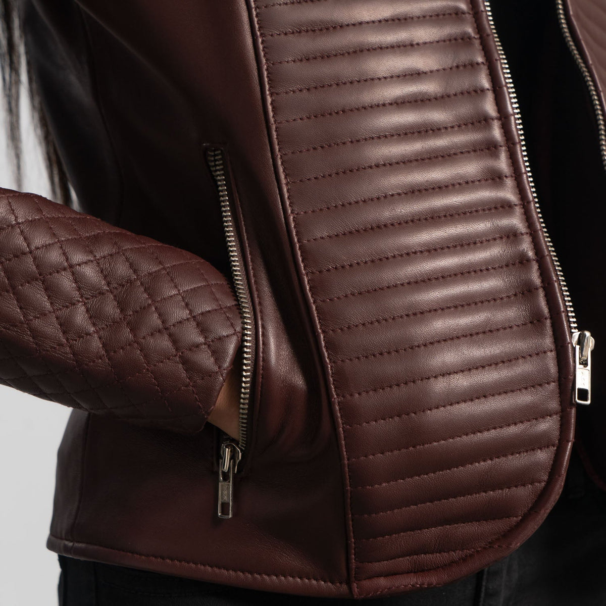 Interior View Showing Quilted viscose lining &amp; Dual Inside Utility Storage Pockets