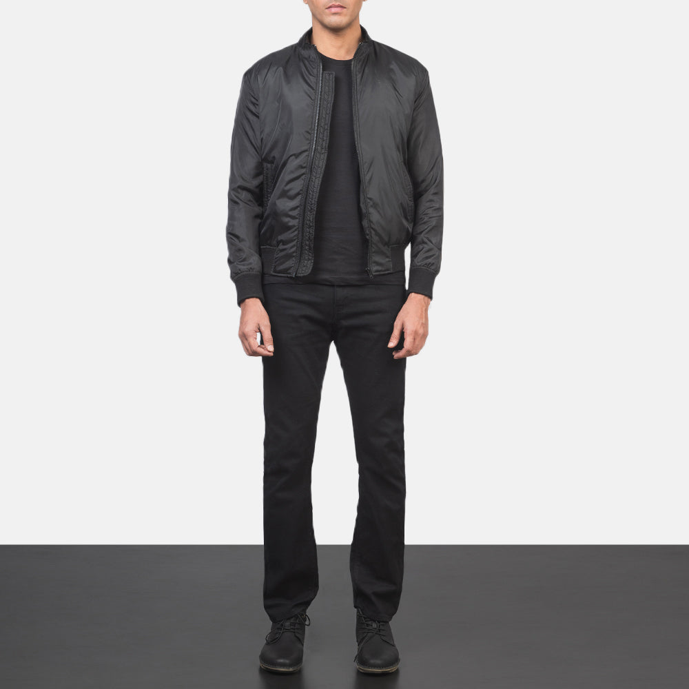 Men's Ramon 블랙 가죽 봄버 자켓 남성용 - Lateral Side Profile View Showing Sleeve Cut &amp; Athletic Taper Fit