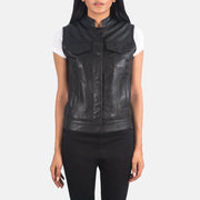 
Rayne Moto 블랙 가죽 조끼 여성용 in Black Sheepskin Leather - 정면 스타일 및 테일러드 실루엣 | 공식 온라인 스토어 구매