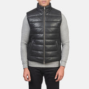 
클로즈업 상세 of Classic Collar & Zipper with Dual Puller Hardware on Reeves 블랙 Leather 패딩 베스트 남성용