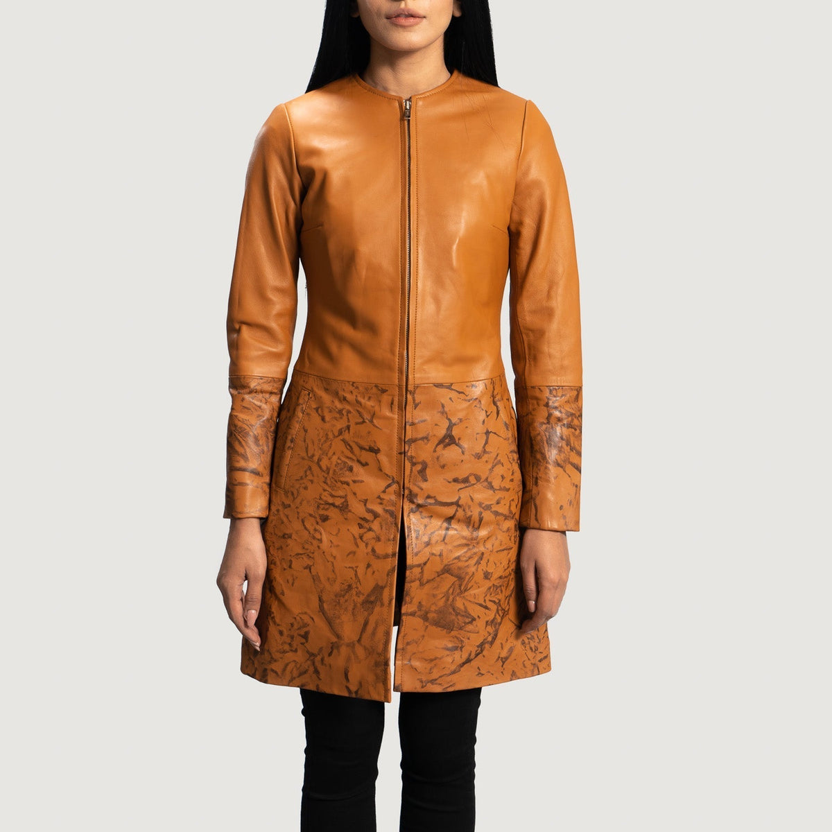 
Sandy 탄 Dye 가죽 코트 여성용 in Tan Brown Sheepskin Dip &Amp; Dye - 정면 스타일 및 테일러드 실루엣 | 공식 온라인 스토어 구매