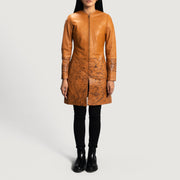 
클로즈업 상세 of Classic Collar & Zipper Hardware on Sandy 탄 Dye 가죽 코트 여성용