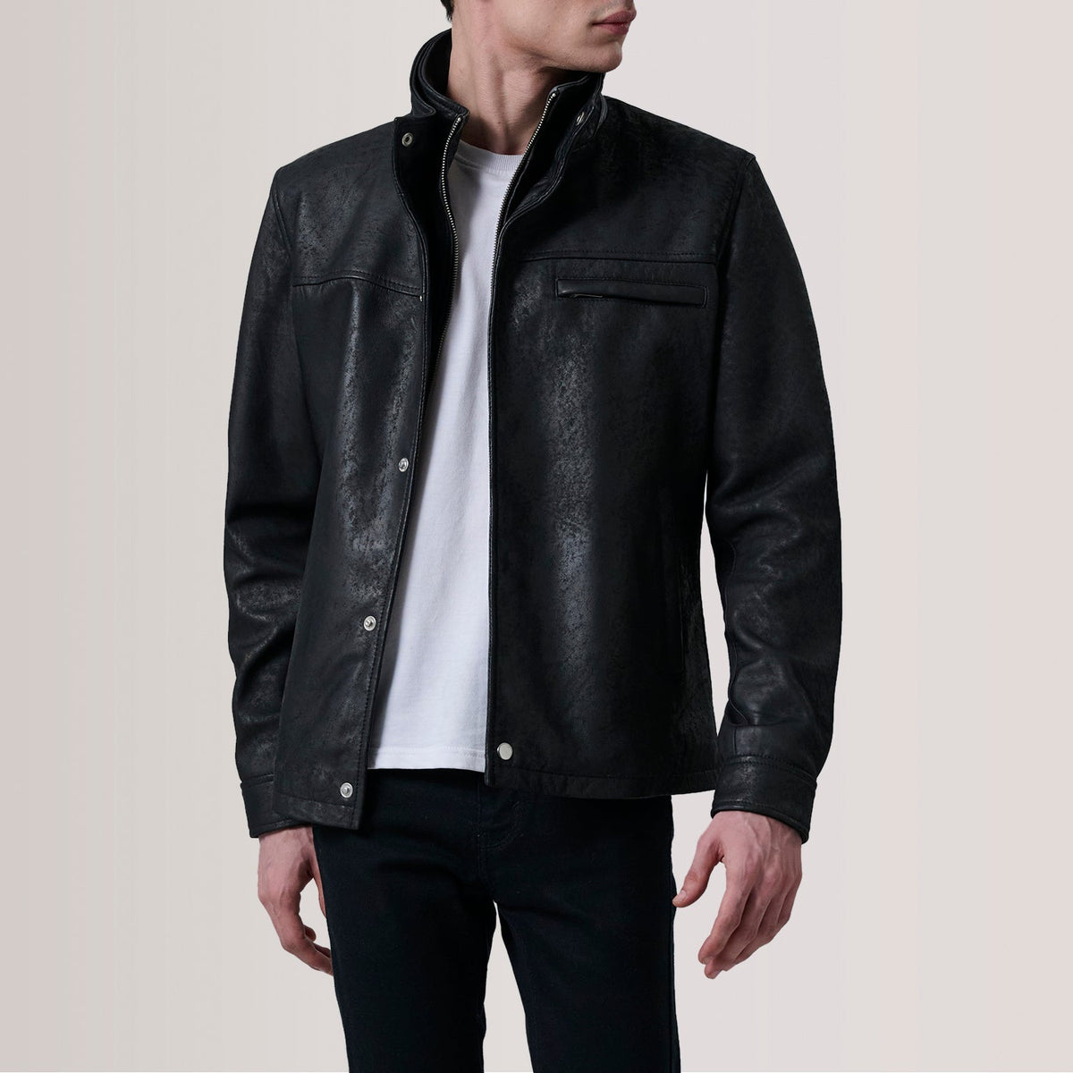 Sean 블랙 Snuffed Classic 가죽 자켓 남성용 For Men in Distressed Black Sheepskin Snuffed - Front Profile View &amp; Tailored Silhouette | Buy Online
