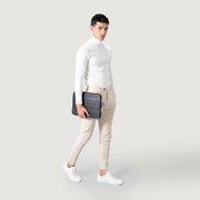 
The Baxter Leather Laptop Sleeve 여성용 여성용 – alternate product view 2