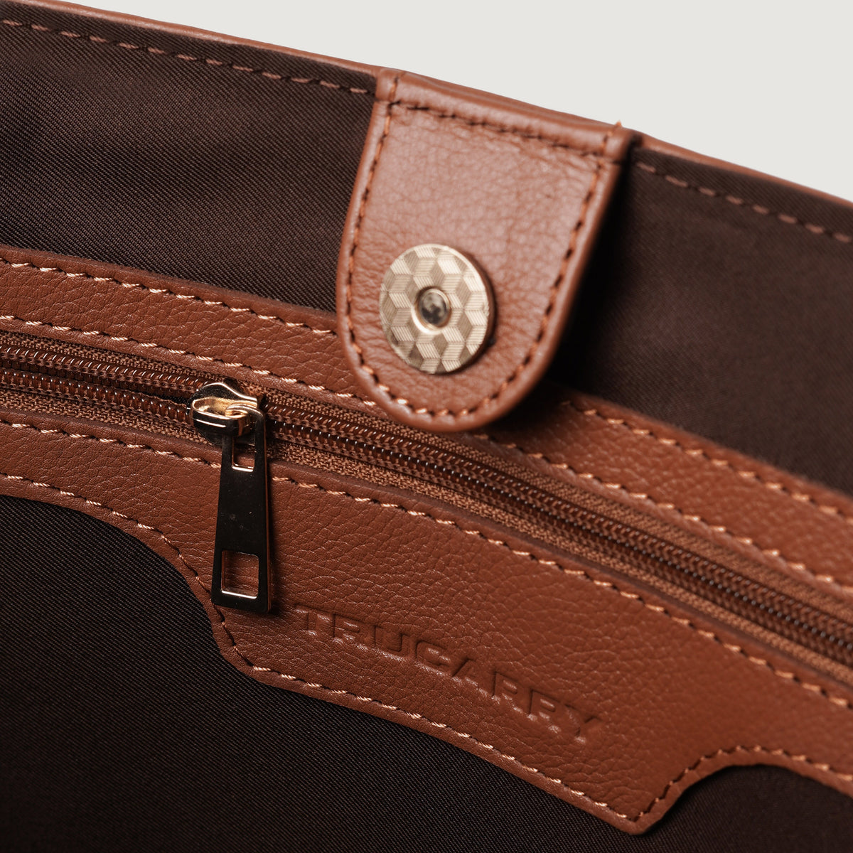 
The Bianca 가죽 토트백 – alternate product view 8